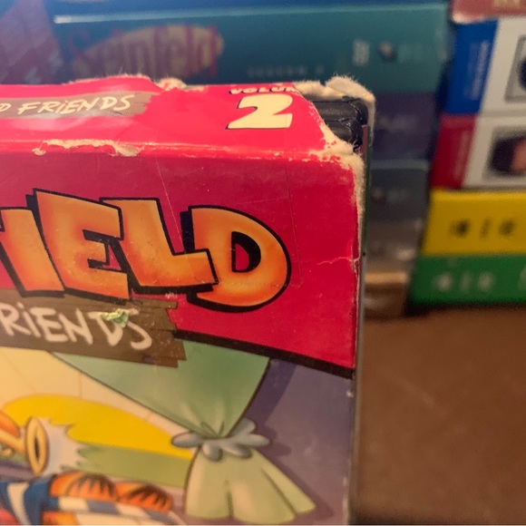 Garfield and Friends - Volume 1 , 2 & 4 plus Garfield The Movie. - Picture 4 of 9